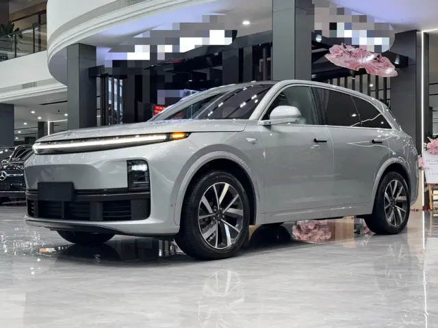 Фотография автомобиля — Li Auto L7
