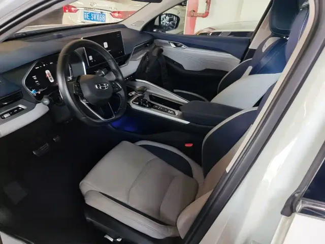 Geely Xingrui — Фото автомобиля 14