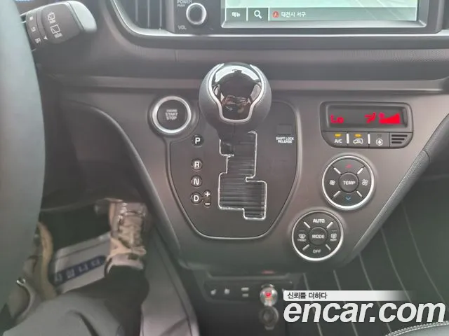 Kia RAY Новый Kia Ray Signature — Фото автомобиля 14