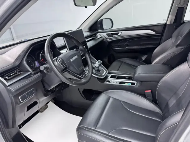 Haval M6 — Фото автомобиля 9