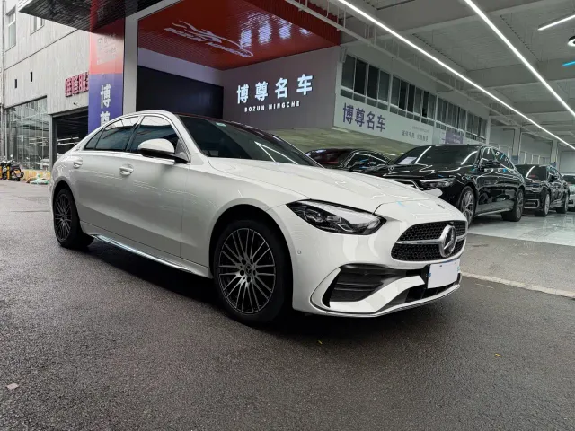 Mercedes-Benz C-Class — Фото автомобиля 3
