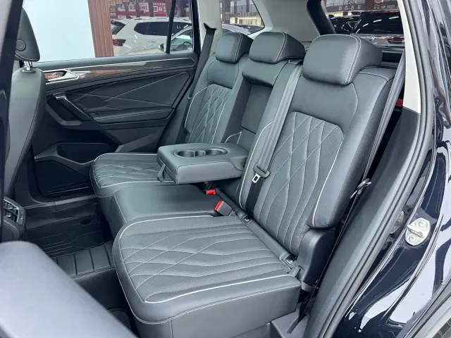 Volkswagen Tiguan L — Фото автомобиля 18