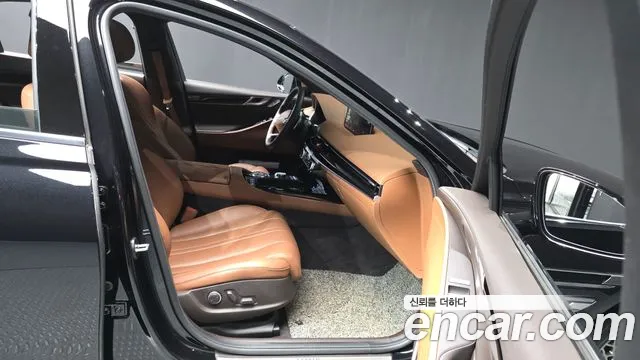 Genesis G80 Бензин 2.5 турбо AWD — Фото автомобиля 10