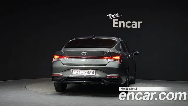 Hyundai AVANTE Avante (CN7) — Фото автомобиля 4