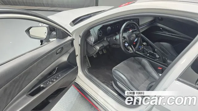 Hyundai AVANTE — Фото автомобиля 10