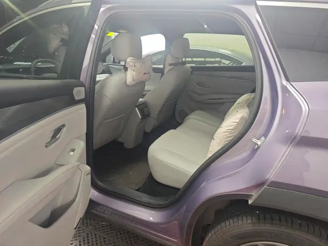 BYD Song Ultra — Фото автомобиля 5