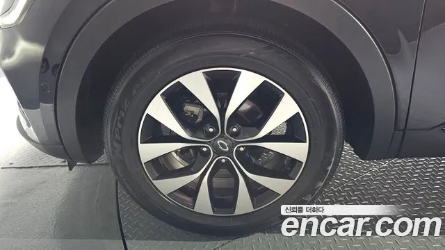 Renault-KoreaSamsung XM3 — Фото автомобиля 5