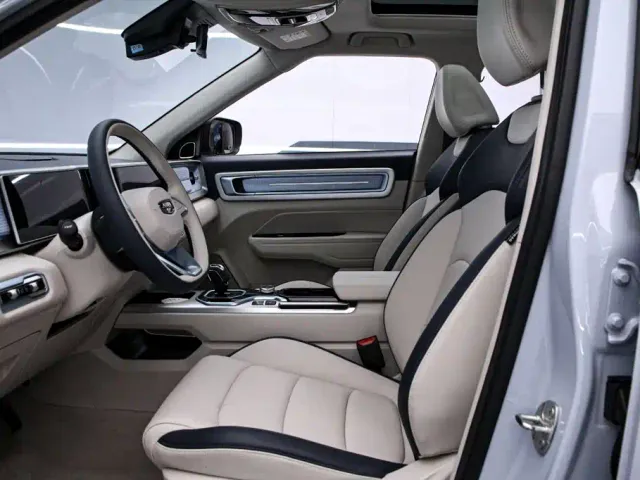 Geely ICON — Фото автомобиля 13