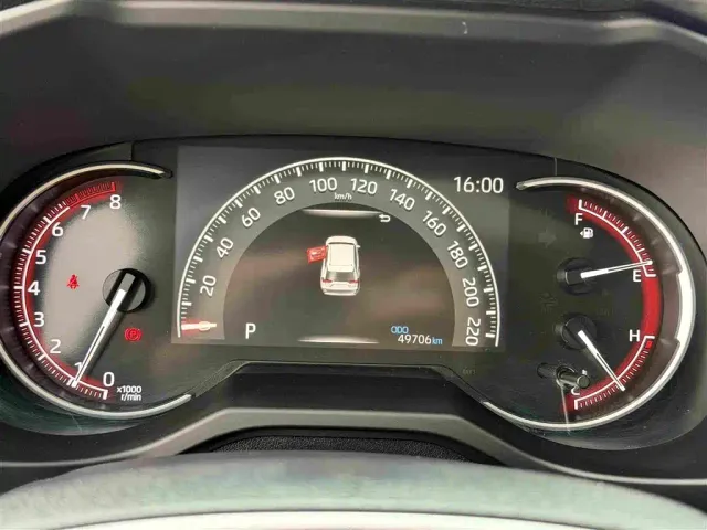 Toyota RAV4 — Фото автомобиля 17