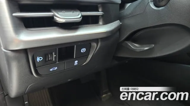Hyundai Grandeur GN7 — Фото автомобиля 27
