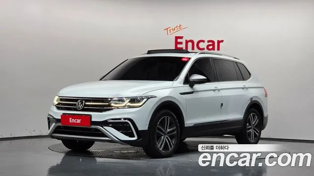 Фотография автомобиля — Volkswagen Tiguan