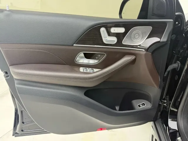 Mercedes-Benz GLE-Class — Фото автомобиля 9
