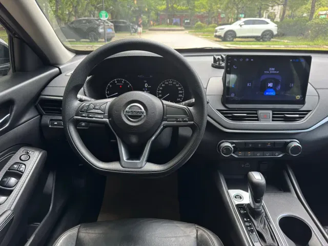 Nissan Teana — Фото автомобиля 9