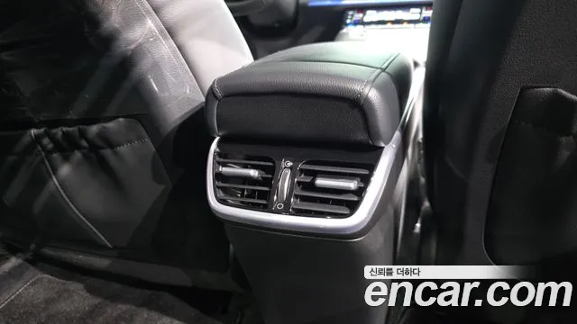 Hyundai Grandeur Новый Grandeur IG — Фото автомобиля 28