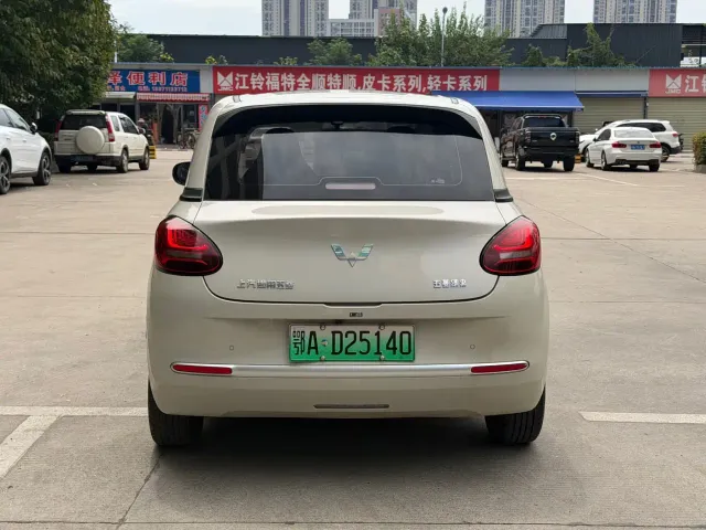 Wuling Bingo — Фото автомобиля 15