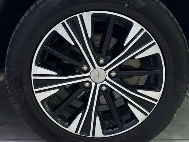 Mitsubishi Eclipse Cross — Фото автомобиля 20