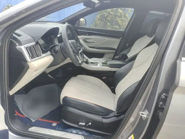 BYD Song PLUS — Фото автомобиля 14