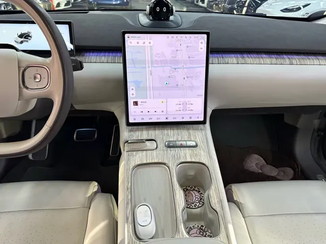Nio ET7 — Фото автомобиля 14