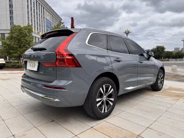 Volvo XC60 — Фото автомобиля 14