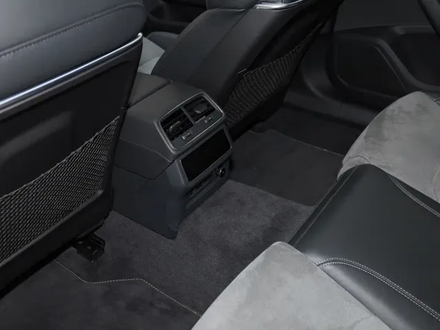 Audi A6L — Фото автомобиля 28
