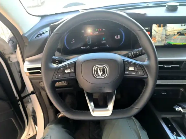Changan CS35 Plus — Фото автомобиля 10
