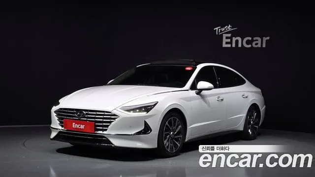 Фотография автомобиля — Hyundai Sonata DN8