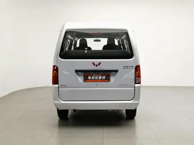 Wuling Zhiguang — Фото автомобиля 4
