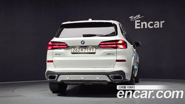 BMW X5 xDrive 40i M Sport — Фото автомобиля 4