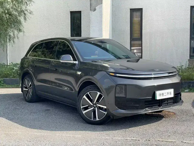 Li Auto L6 — Фото автомобиля 2