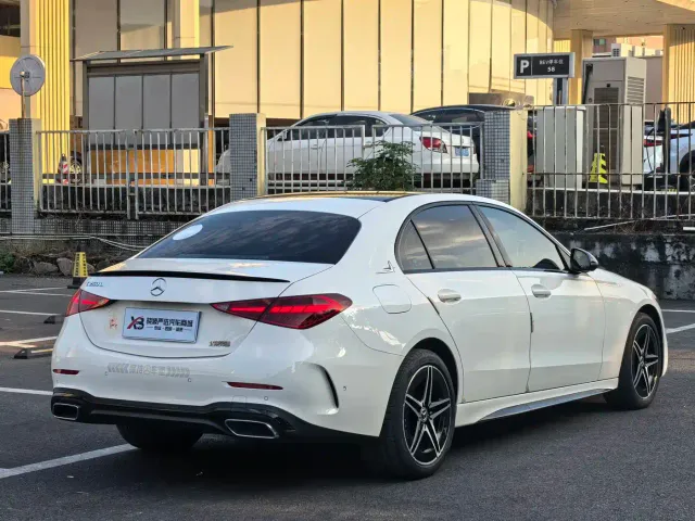 Mercedes-Benz C-Class — Фото автомобиля 5