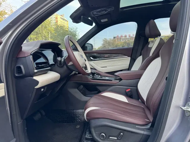 Geely Xingyue L — Фото автомобиля 4