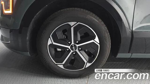 Kia Niro The All New Niro — Фото автомобиля 4