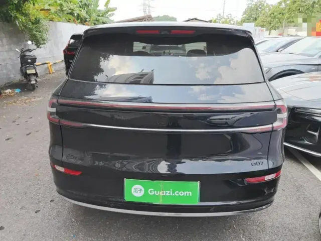 Changan Qiyuan Q07 — Фото автомобиля 5