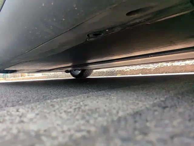 Tesla Model Y — Фото автомобиля 21