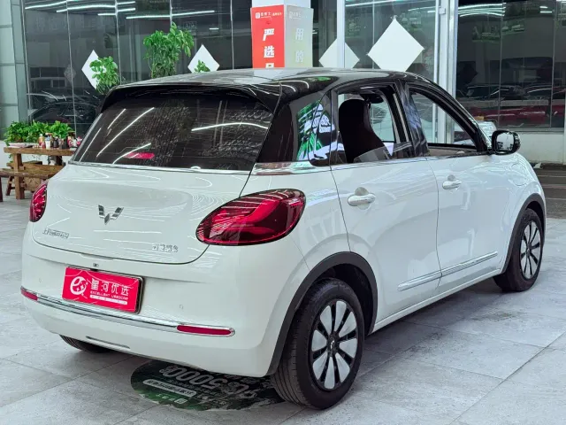 Wuling Bingo — Фото автомобиля 7