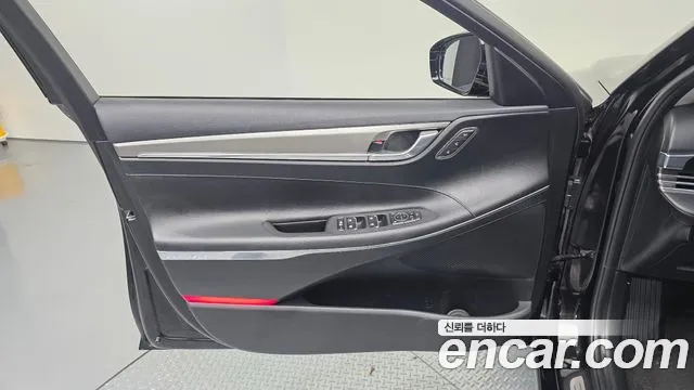 Hyundai Grandeur Новый Grandeur IG — Фото автомобиля 24