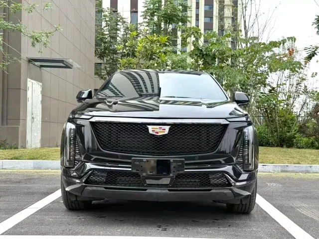 Фотография автомобиля — Cadillac XT5