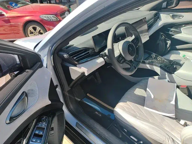 BYD Seal — Фото автомобиля 15