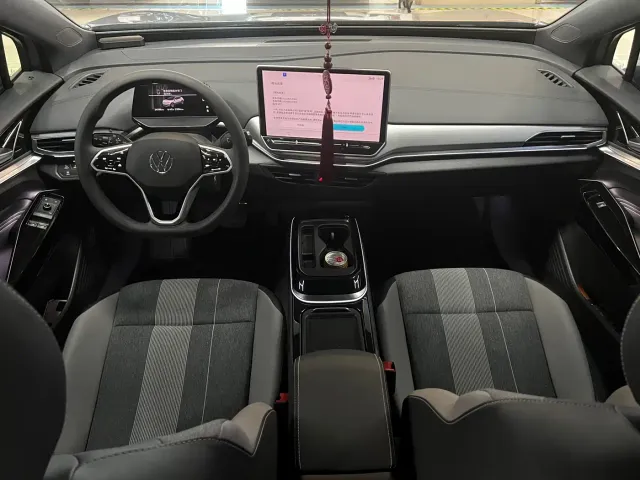 Volkswagen ID.4 Crozz — Фото автомобиля 4