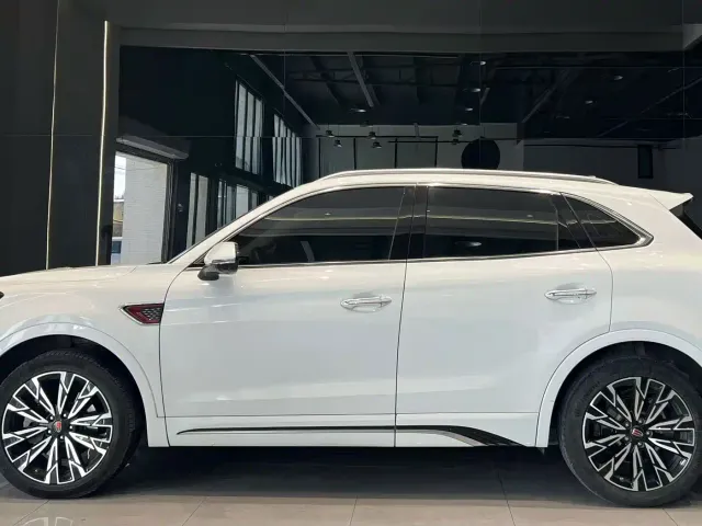 Hongqi HS5 — Фото автомобиля 5