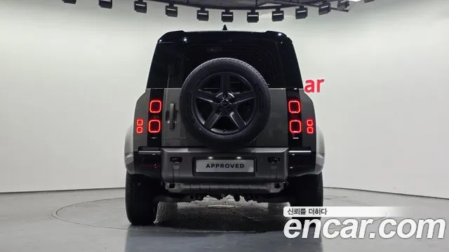 Land Rover Defender L663 — Фото автомобиля 6