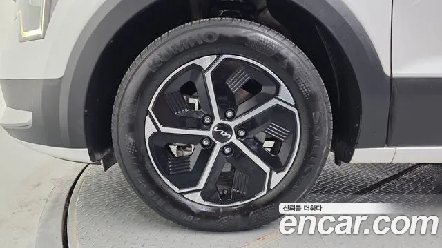 Kia Niro The All New — Фото автомобиля 5