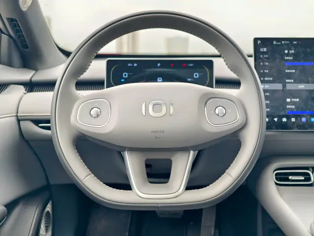 Changan Qiyuan A06 — Фото автомобиля 7