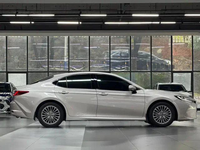 Toyota Camry — Фото автомобиля 8