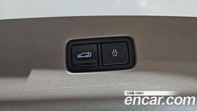 Genesis GV70 2.5T Бензин 2WD — Фото автомобиля 29