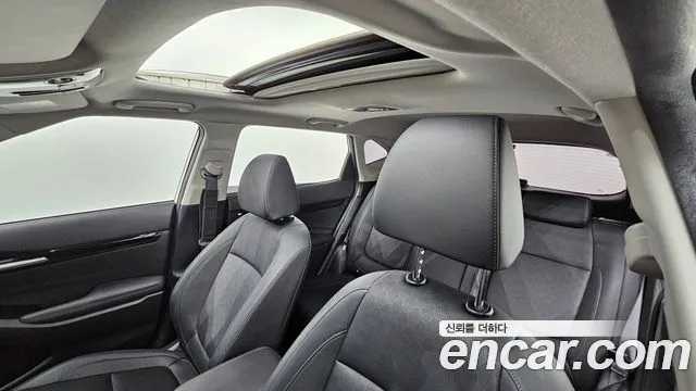 Kia Seltos Seltos Бензин 1.6 Turbo 4WD — Фото автомобиля 17