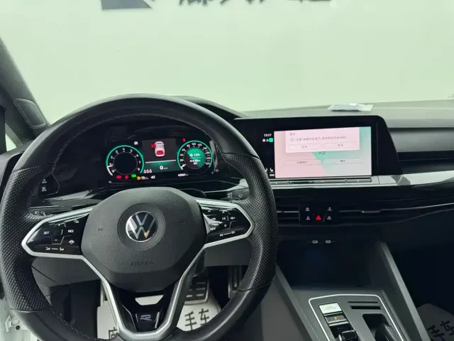 Volkswagen Golf 2021 280TSI DSG R-Line — Фото автомобиля 11