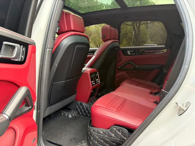 Porsche Cayenne New Energy 2021 Cayenne E-Hybrid 2.0T — Фото автомобиля 9