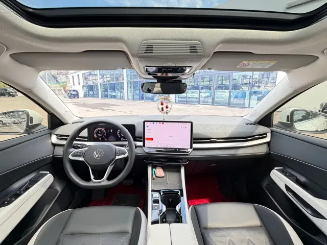 Volkswagen Sagitar — Фото автомобиля 6