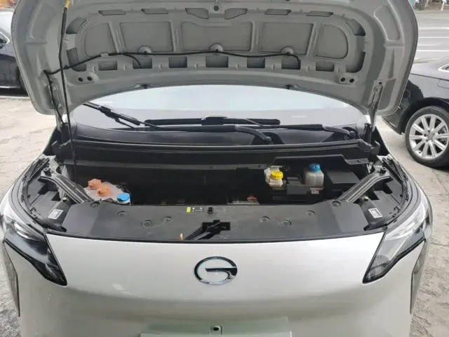 GAC Aion Y — Фото автомобиля 19